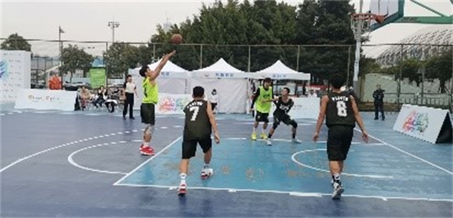 当乘风的少年插上梦想的翅膀——记云顶艺体班