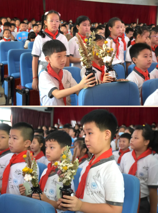 队旗飘飘  队歌嘹亮“感师恩”主题大队会圆满召开