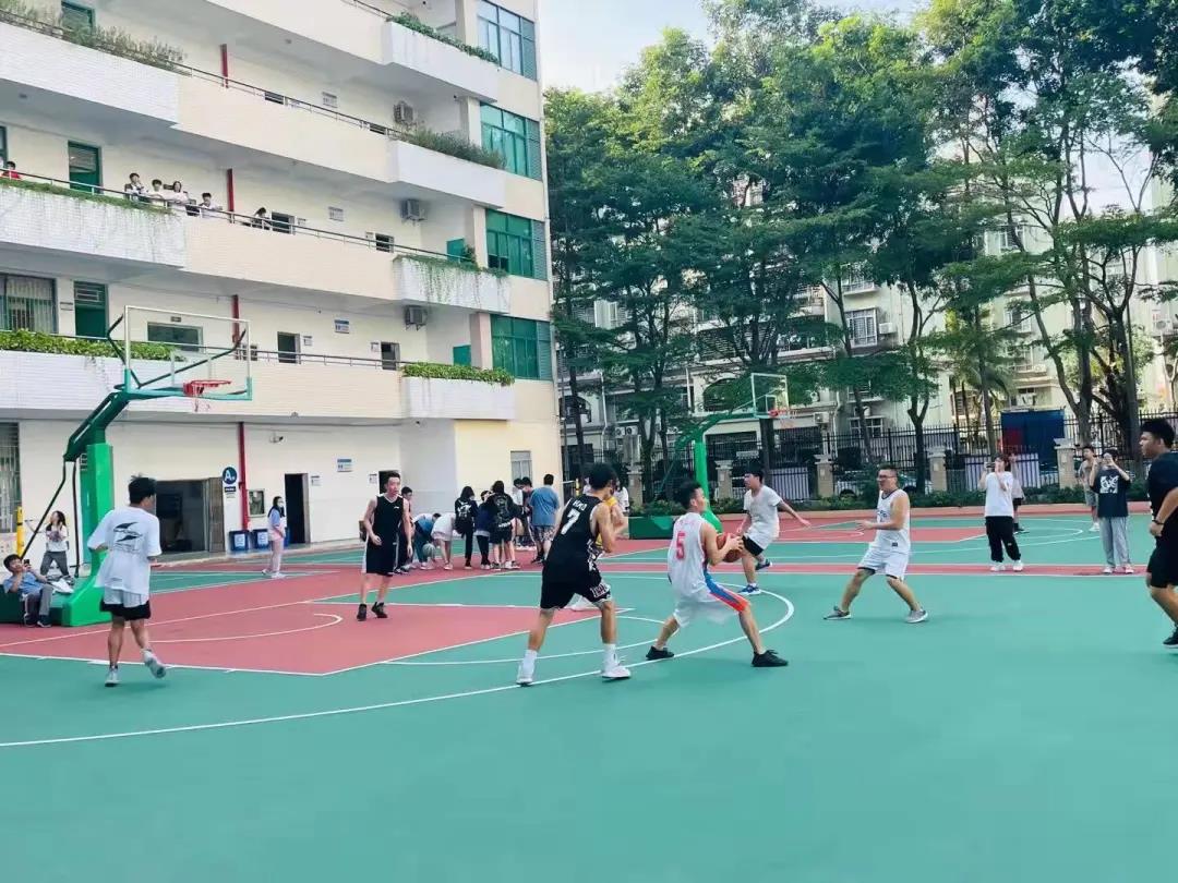 师生同场  激情飞扬